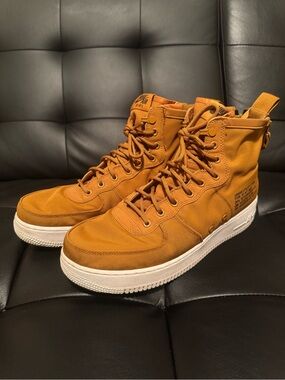 Air Force 1 Mid